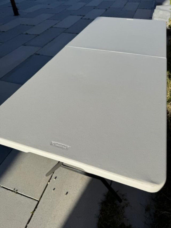 Tables Alesso's Party Rentals, LLC Victorville CA